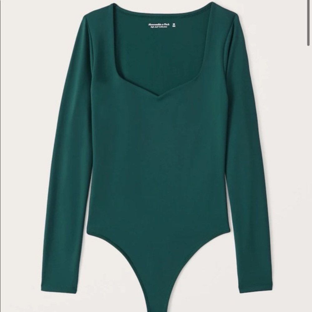 Abercrombie & Fitch sweetheart neckline bodysuit size medium